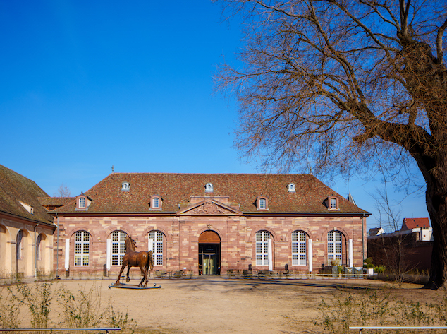 menuiserie-bois-haras-strasbourg-vob L'hôtel Les Haras, Strasbourg