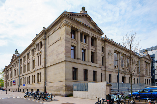 Tribunal-judiciaire-Strasbourg-fenêtres-bois-VOB Le Tribunal Judiciaire de Strasbourg et ses fenêtres en bois VOB