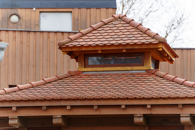 Pagode-bouddhiste-strasbourg-fenêtre-bois-VOB La pagode Bouddhiste à Strasbourg et ses fenêtres en bois VOB